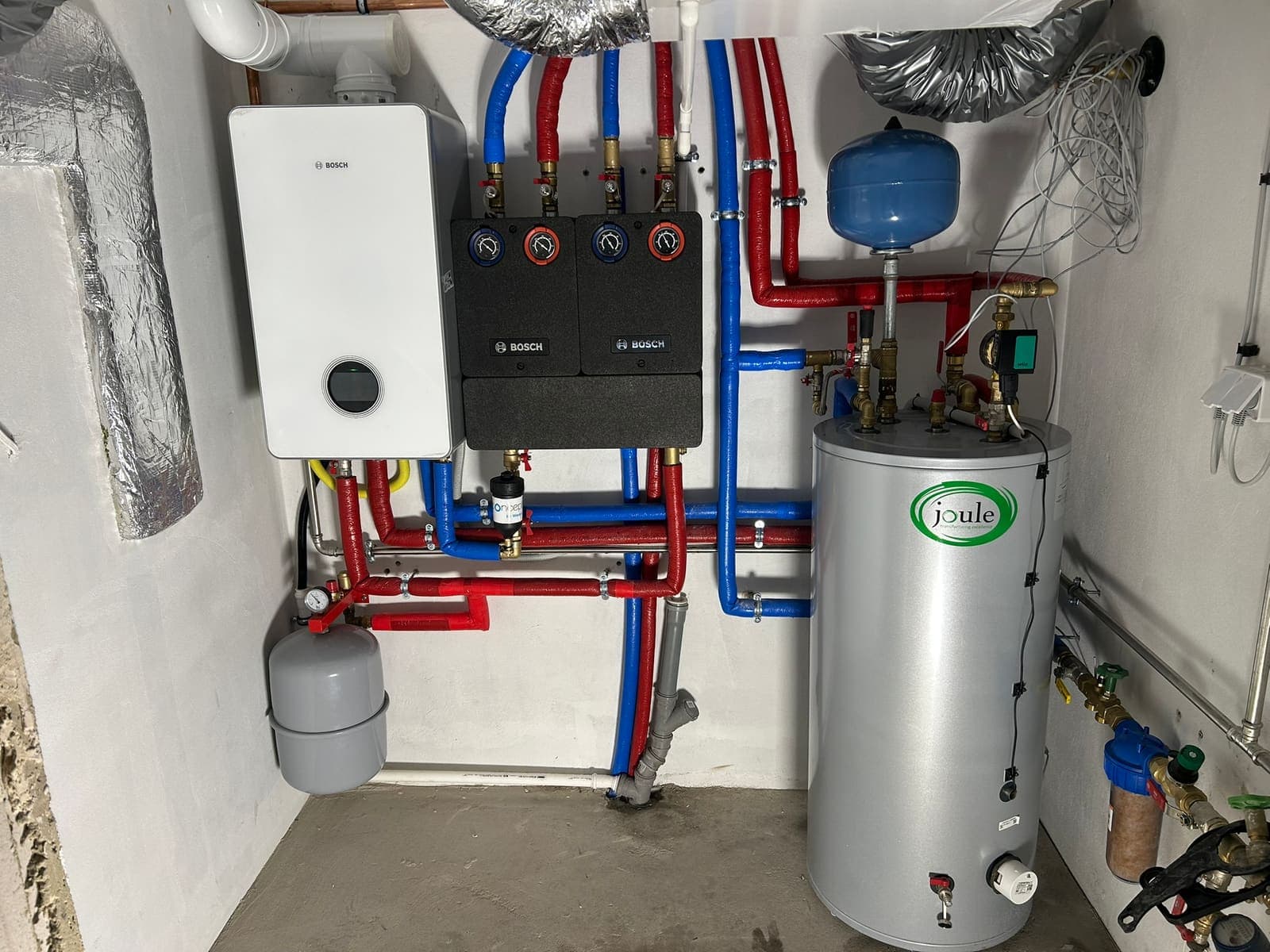 Kocioł gazowy BOSCH CS7800iW